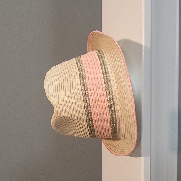 Charming Charlie's Hat - Picture 2 of 3